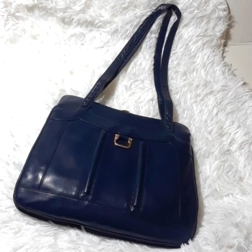 Vintage Lou Taucor Leather Shoulder Bag